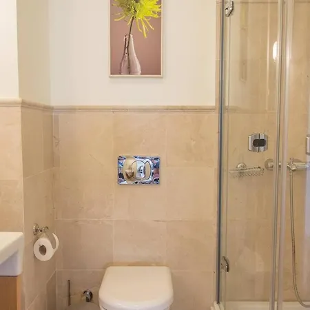 Azure, Lavanta, Kalkan