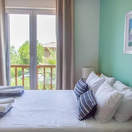 Azure, Lavanta, Kalkan